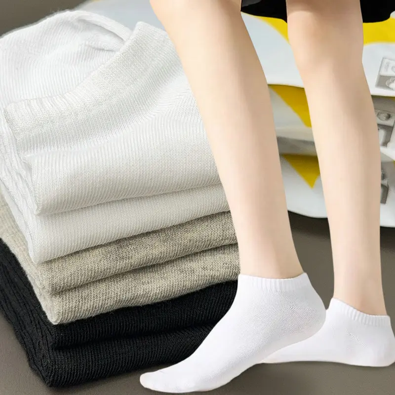 Calcetines desechables para hombres y mujeres, calcetines finos de viaje, tubo medio que absorben el sudor, transpirables, al aire libre, calcetines de tubo corto para todas las estaciones
