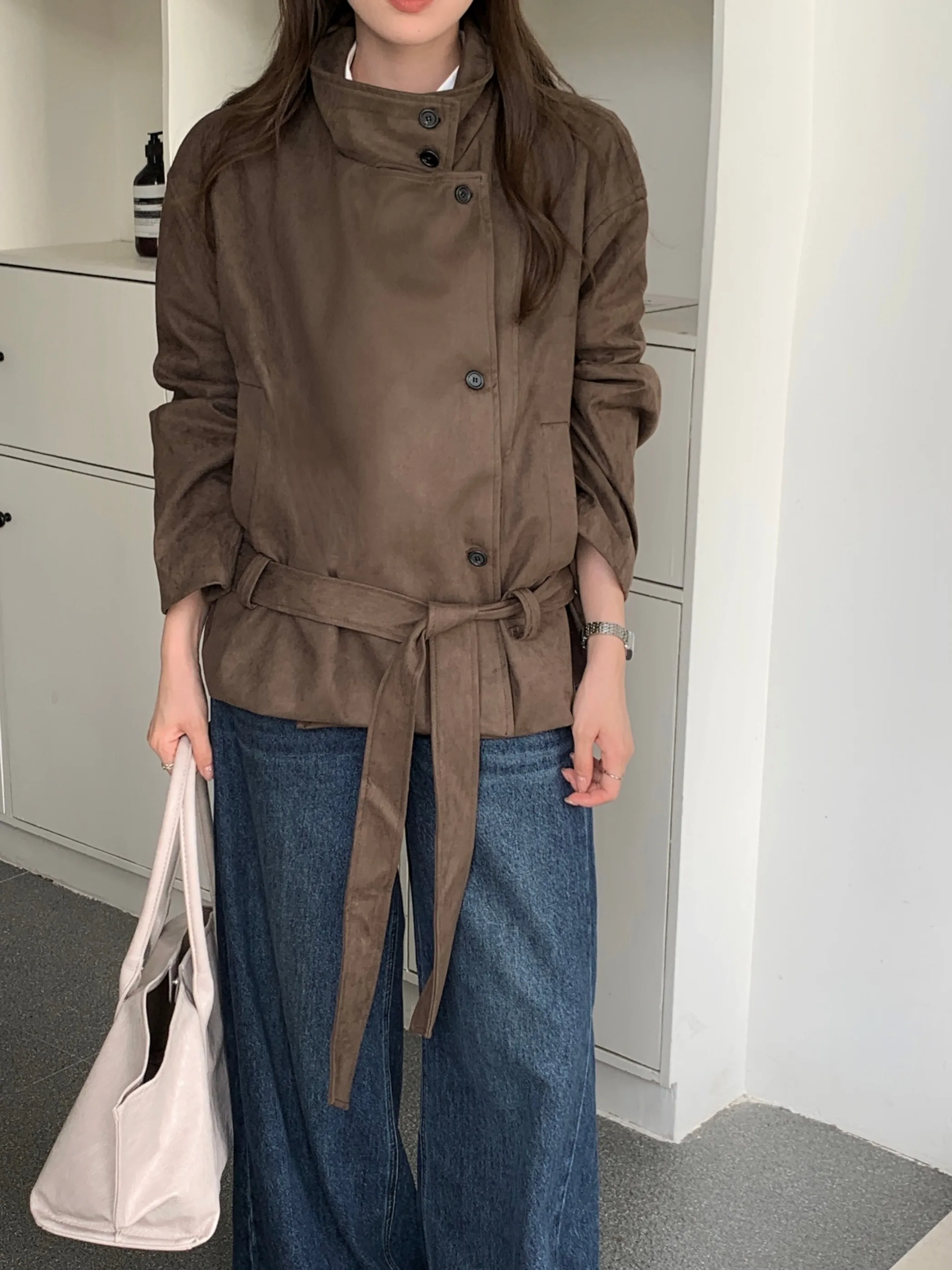 Korean Fashion Stand Collar Waist Cinched Velvet Jacket Women's Autumn Winter New Lightweight Luxury Feel Coat Button Closure