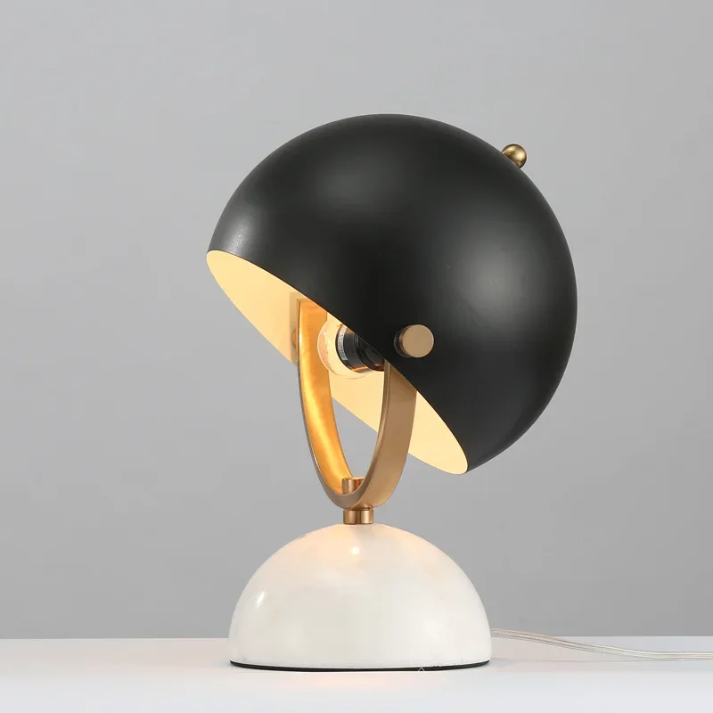 Nordic simple metal desk lamp