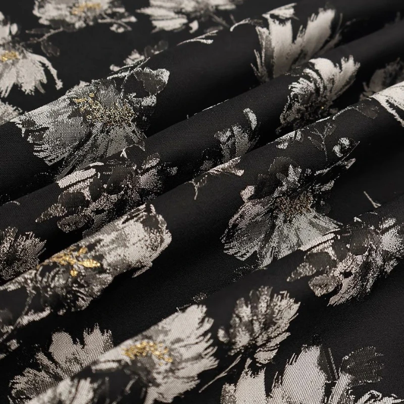 Golden Wire Hot Stamping Black Background Silver Three-dimensional Relief Non Elastic Printed Fabric Hanfu Dress Fabric