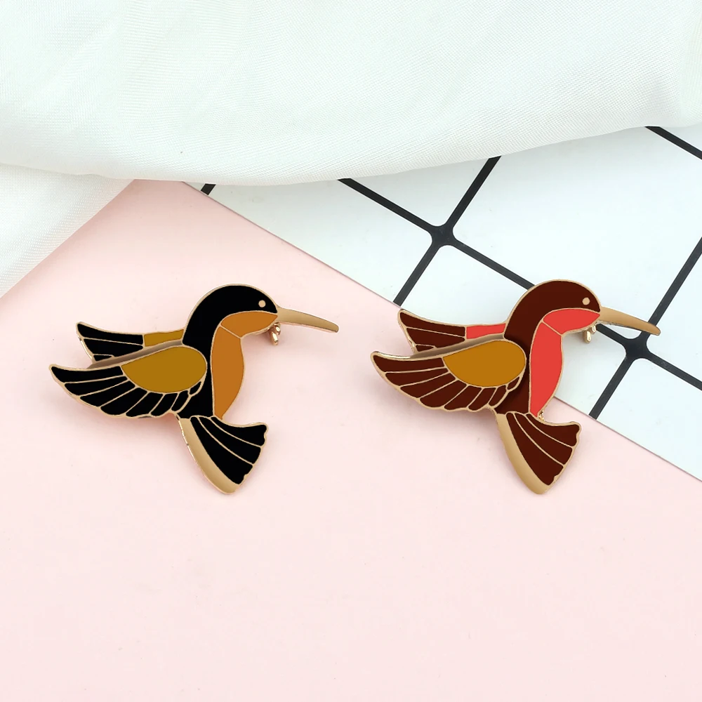 Animal Woodpecker Metal Brooch Creative Simple Cute Enamel Pins Custom Backpack Lapel Badge Charm Jewelry Friend Gifts Wholesale