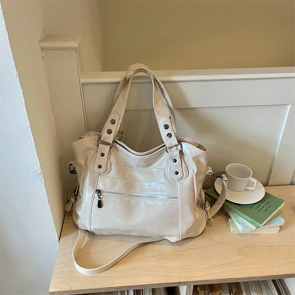 Large Capacity Glossy PU Shoulder Bag for Women Casual Solid Soft High Grade All-Match Underarm Totes Versatile Messenger Bags