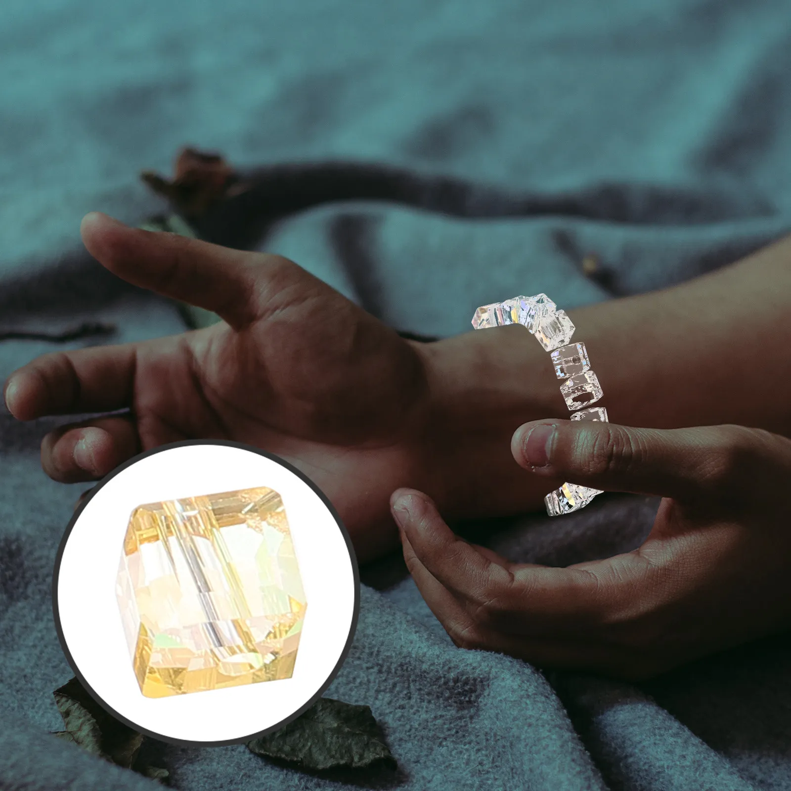 

100Pcs Small Clear Glass Beads Cube Shape Loose Beads for Jewelry Making DIY Crafts Necklace Bracelet Earrings Hair Braids Bulk