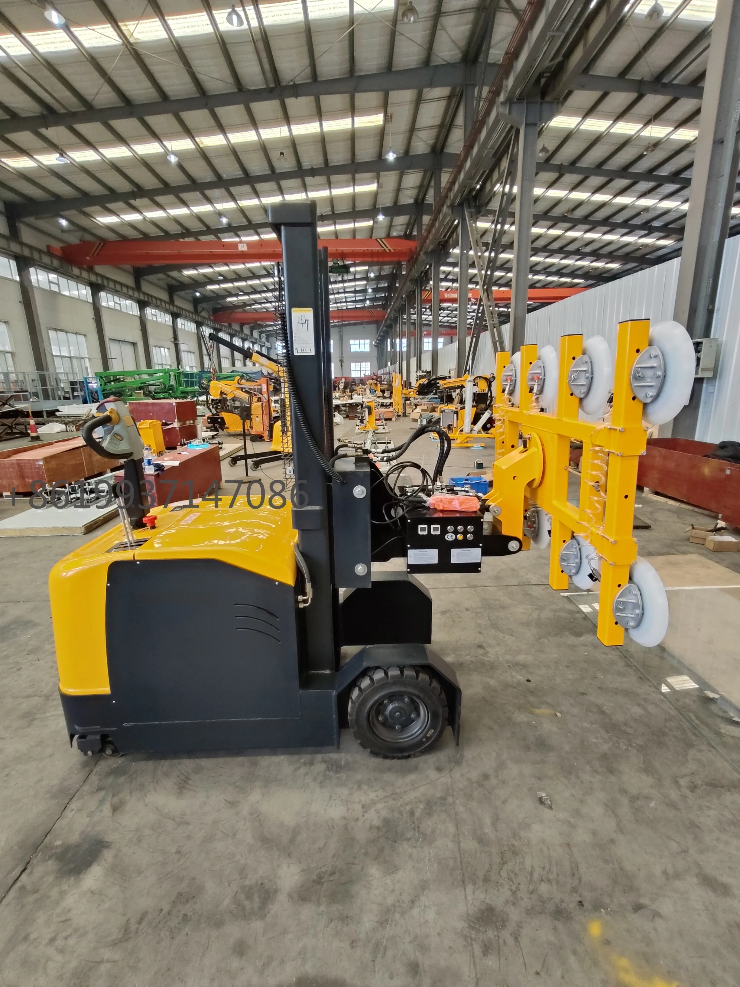 400KG Portable Glass Handling Machine Good Quality Vacuum Glass Lifter For Installing Steel Board