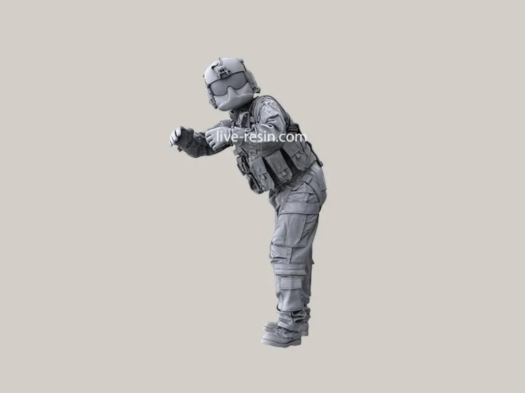 1:35 Die Cast Resin Figure Assembly Kit Soldier Model Needs Assembly Unpainted Free Shipping (1 Person) (No Weapons)