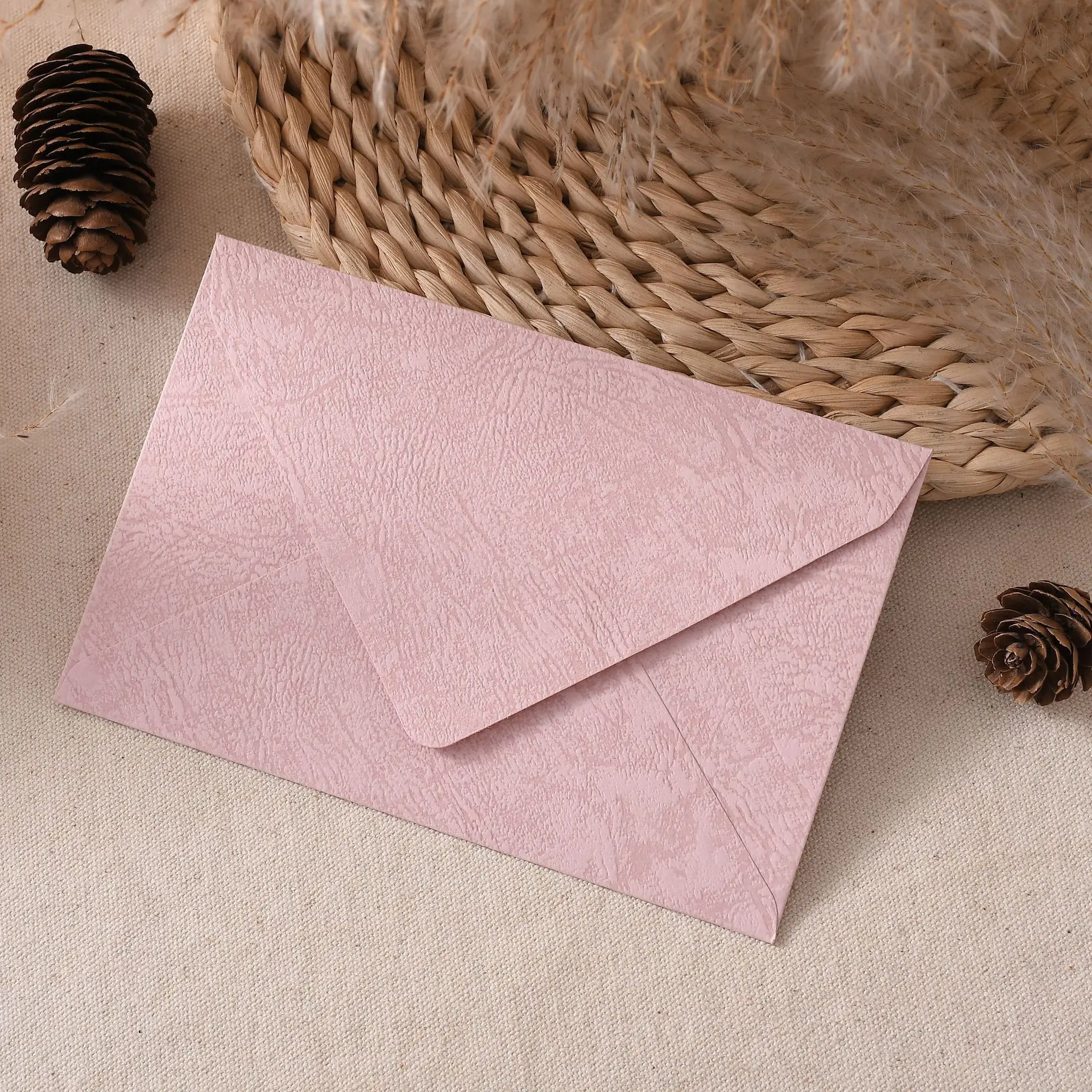 10pcs/pack 16.5x11cm Thick Paper Envelopes for Birthday Business Vintage Wedding Greeting Cards Storage Envelope Red Brown Color