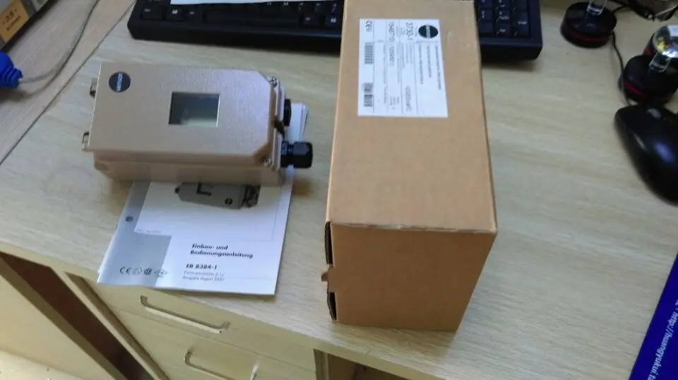 

Совершенно новый, подлинный SAMSON 4763-01100121000000.04, доступный большой запас.