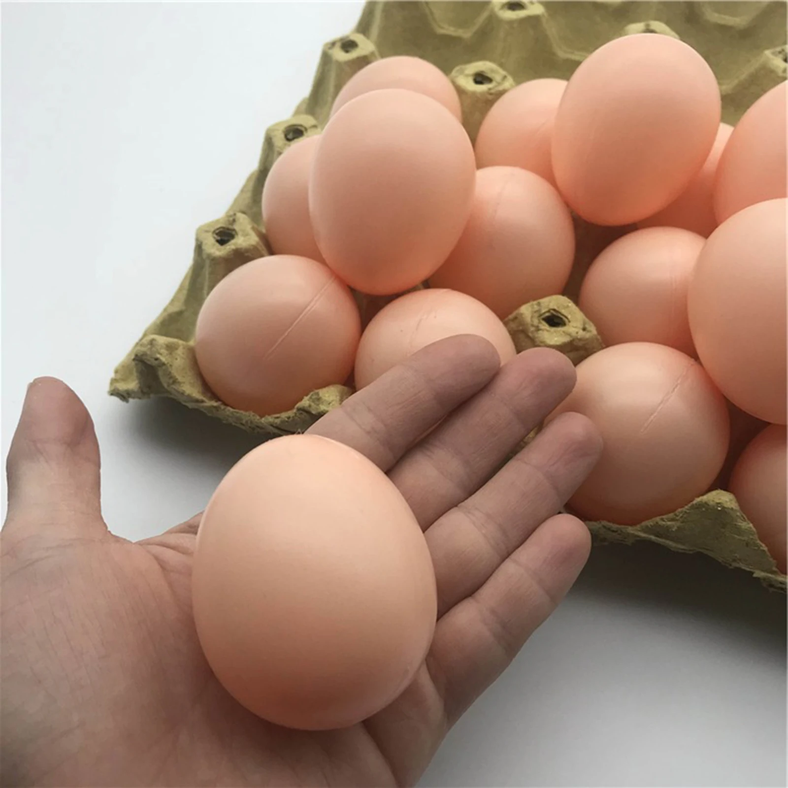 Set of 20 Realistic Plastic Simulation Eggs for DIY Painting Party Supplies Farm Animal Cages Chicken Coop Parts