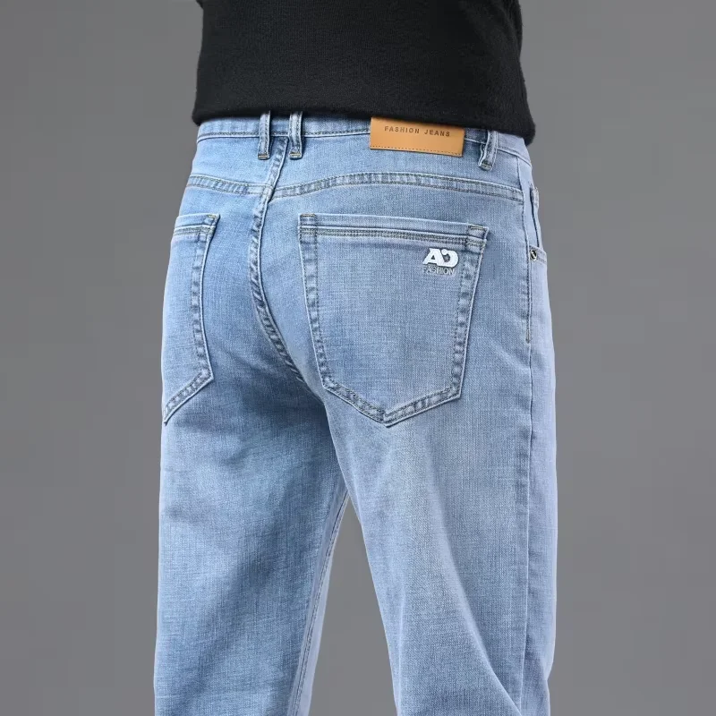 2026 Summer Brand Classic Woven Label Men's Slim Straight Lightweight Stretch Jeans Business Casual Mid-waist Denim Trousers