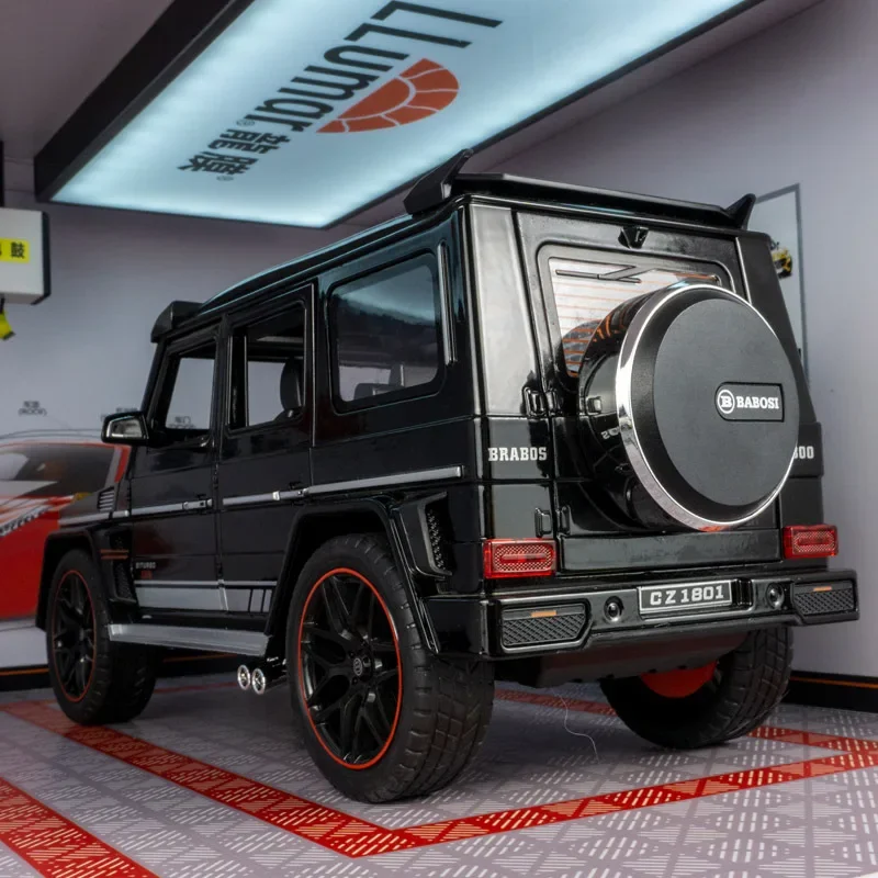 대형 1:18 메르세데스 벤츠 Brabus G800 스프레이 합금 SUV 다이 캐스트 모델이없는 일반 버전 소년을위한 어린이 선물 생일 선물