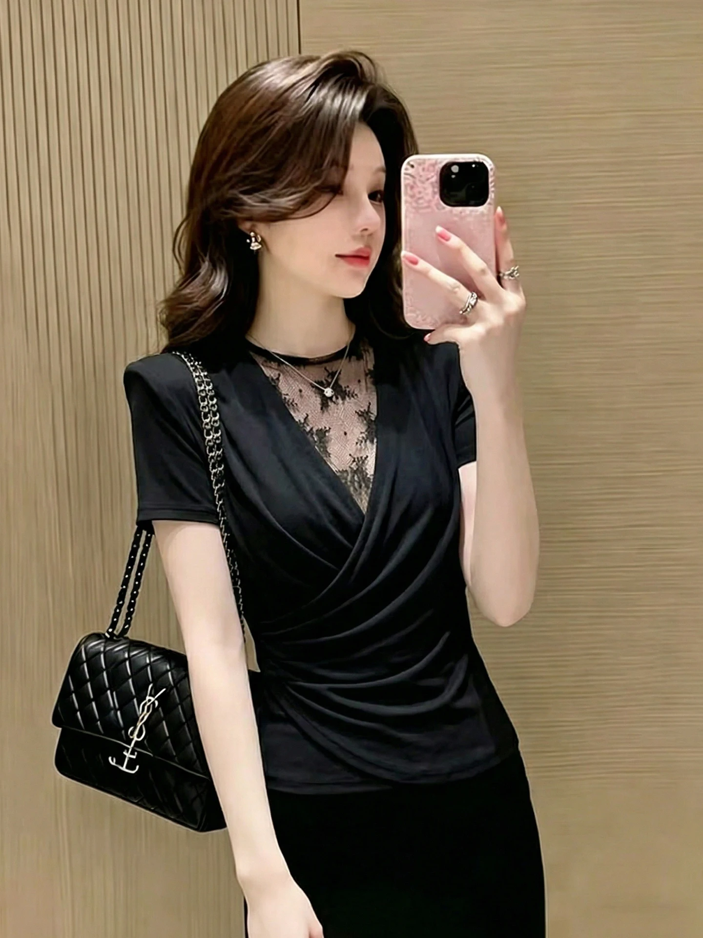 

Fashionable Lace Splice Design Short Sleeve T-Shirt Women's Commute Style Slimming Korean Version Straight Cut Summer Top