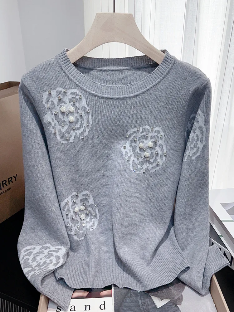 

2025Commuting High-End Heavy Embellished Round Neck Pullover Sweater Autumn Winter New Versatile Short Knitted Sweater For Women