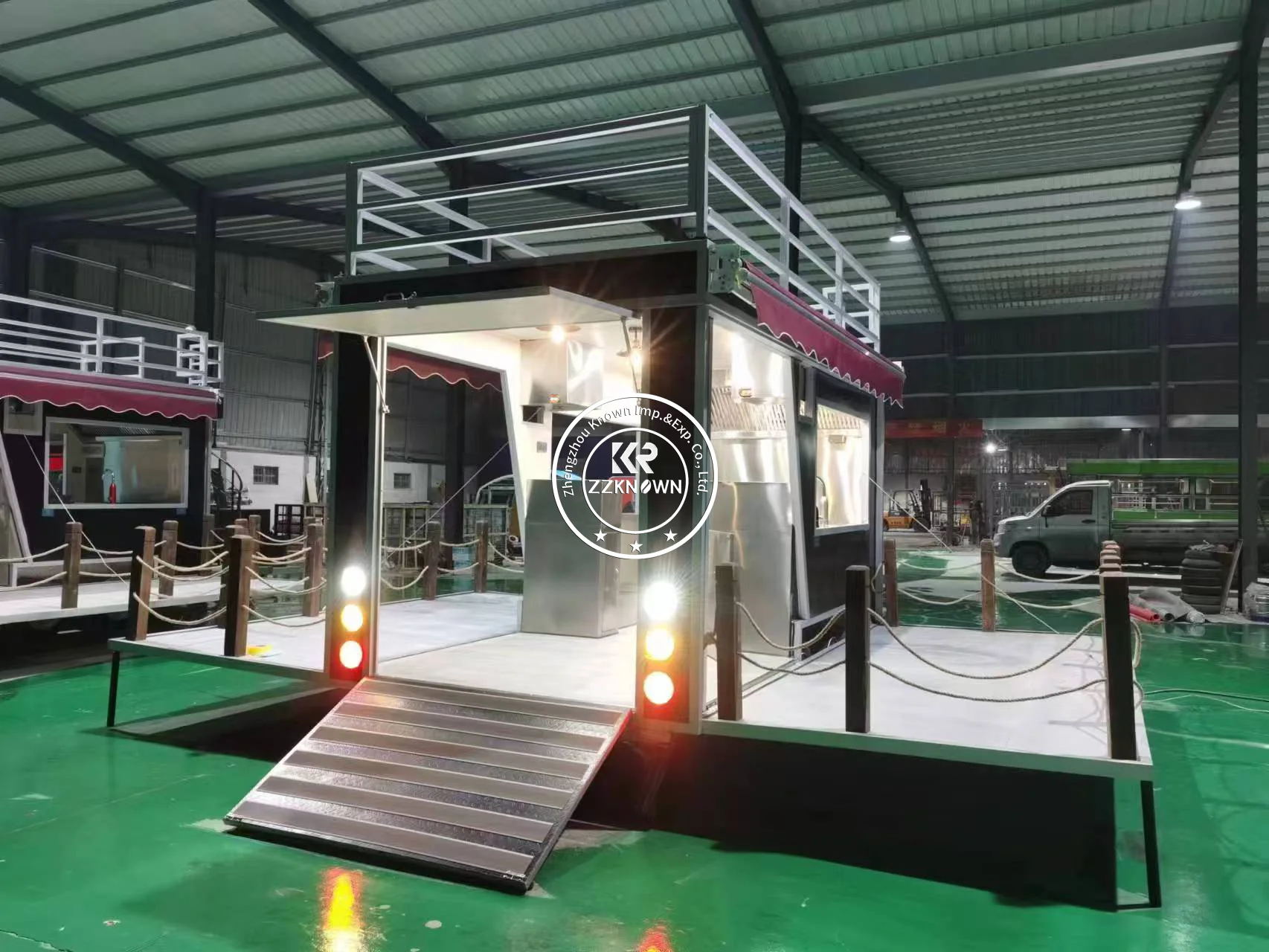 In den USA zugelassene Doppeldecker-Lebensmittelanhänger, zusammenklappbarer Lebensmittelwagen, Salat, 10 Fuß Behälter, Bar, Restaurant mit Dach-Café-Design