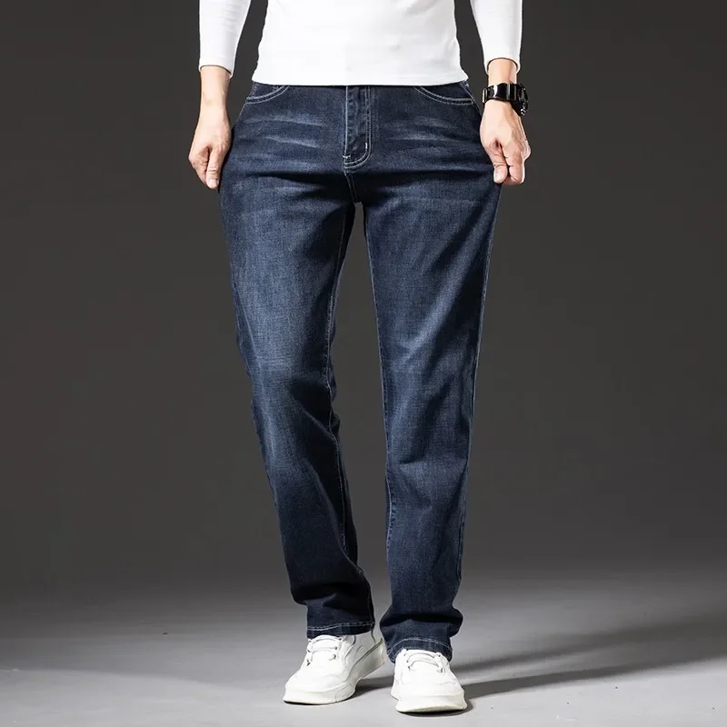 2022 الربيع الصيف الرجال الدنيم السراويل الضوء الأزرق الألوان الرجال فضفاضة تناسب السراويل عادية خفيفة الوزن الجينز حجم 44 46