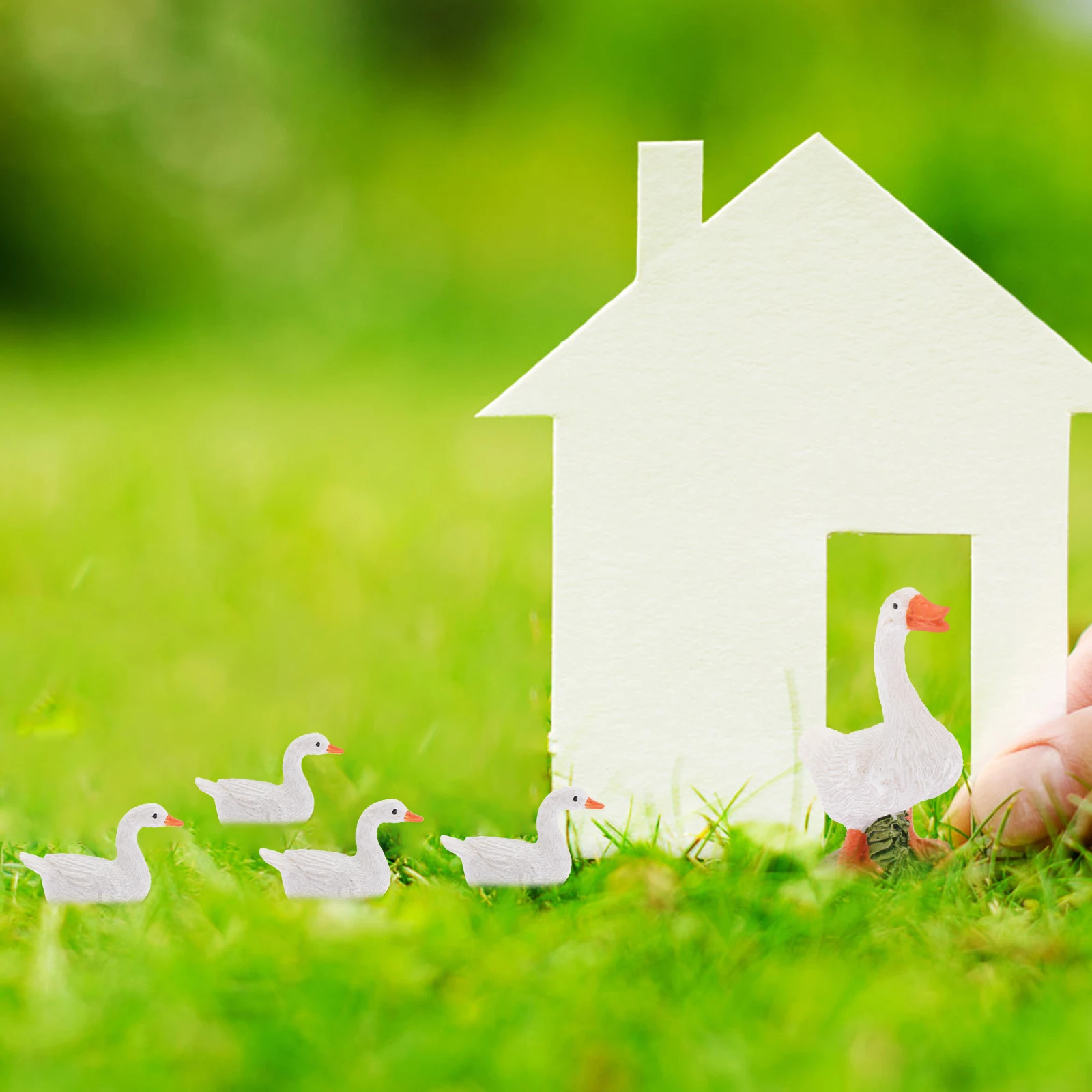 

11Pcs Resin Duck Miniatures Compact Size Garden Yard Decor DIY Crafts Mini Garden Lively Adornments Mini Ornaments