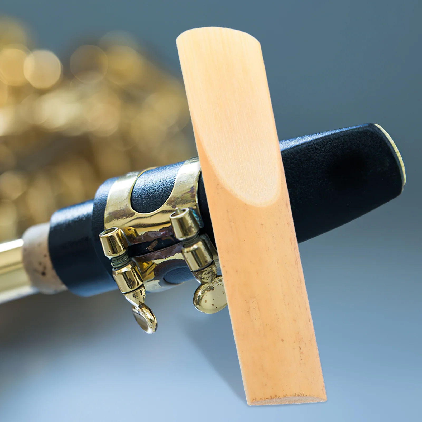 

20Pcs 2.5 Strength Alto Saxophone Reeds Clear Sound Easy Install Longterm Use Beginner Player Woodwind Accessories