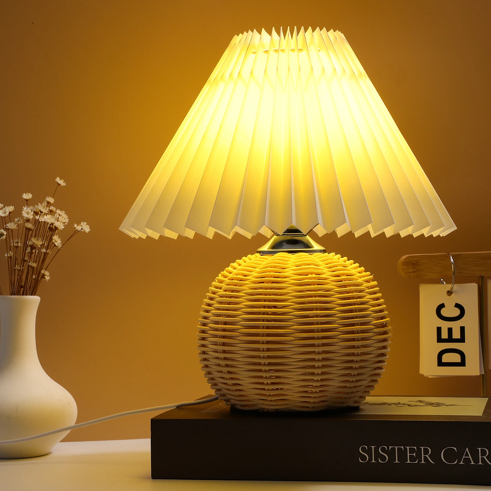 

Pleated Table Lamp Bedroom Bedside Small Night Light LED Warm Yellow 5v USB Fixed Brightness Modern Rattan Lampshade