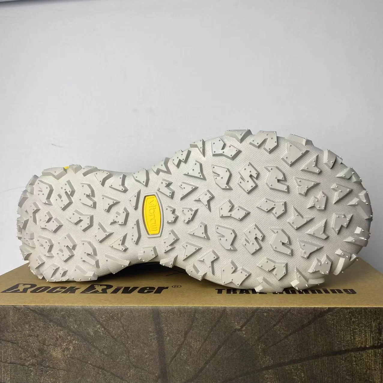 Classic Brand Unisex Outdoor Hiking Shoes Comfortable Hiking Shoes High Quality Walking Jogging Shoes Fishing Shoes