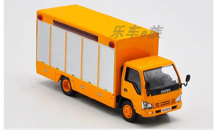 Diecast GCD 1:64 Scale ISUZU N Series Engineering Transporter