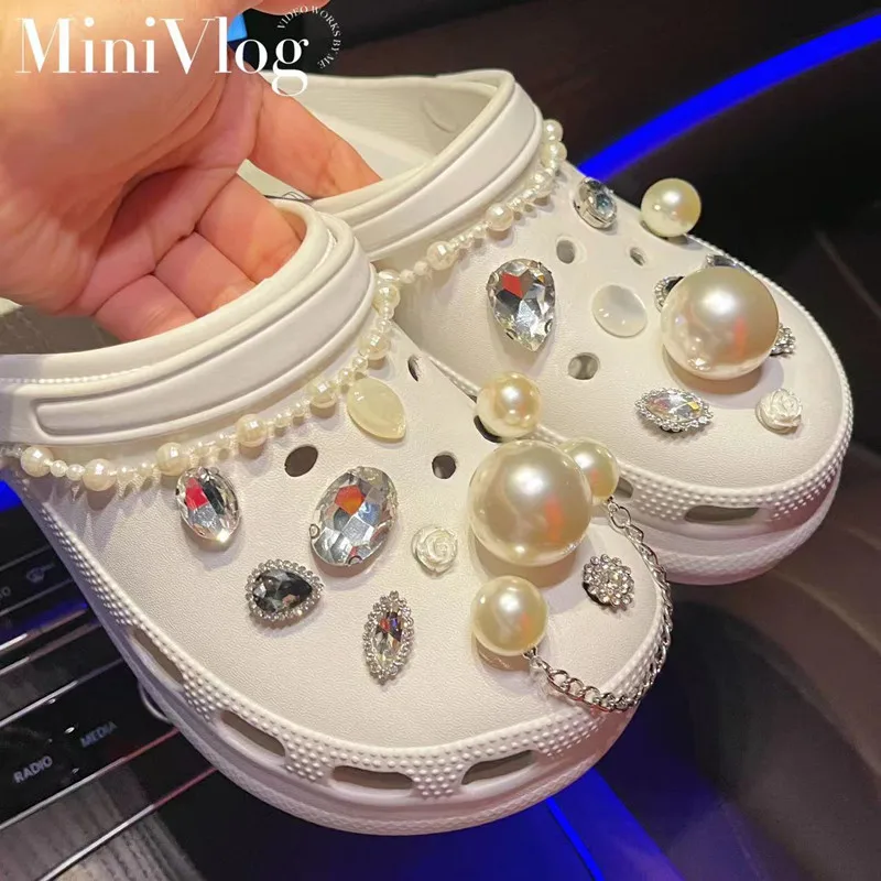 New Crystal Diamond pearl shoe Buckle Charms Designer DIY Shoes Decaration for Jeans Clogs Kids Women Girls Gifts