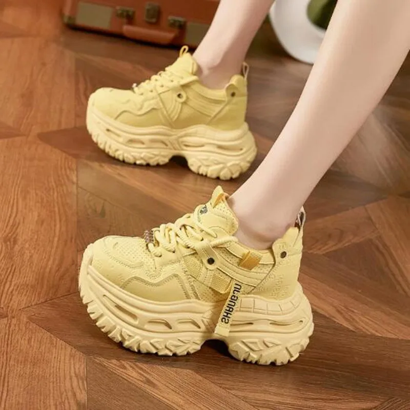 

NEW Autumn Women Synthetic Leather Chunky Sneakers Fashion Breathable Sports Casual Shoes 9CM High Platform Vulcanized Dad Shoe