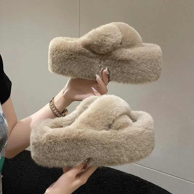 Winter 2023 New Fashion Women's Plush Slippers Fluffy Luxury Slide Warm Women's Fashion Shoes 2023 High Heel Slippers