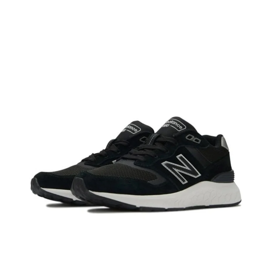 

New Balance 880 v6 Breathable Rubber Leather Low-Top Running Shoes, Women’s, Black