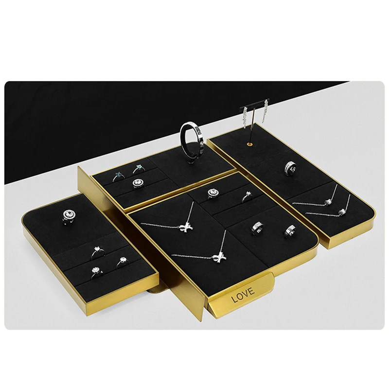 

Jewelry display props, high-end K gold and diamond rings, necklaces, earrings and accessories display live jewelry display stand