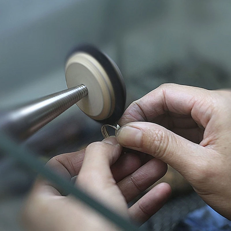 

15 Piece Black Sanding Belt Assortment Flexible 760x25mm High Temperature Resistant Abrasive for Metal Finishing A2BB