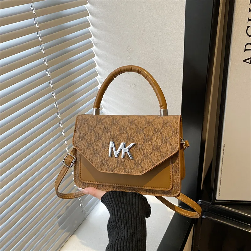 Elegant Leather Diaper Bag Luxury Brand Shoulder Tote For Women High End Square Satchel Trendy Letter Logo