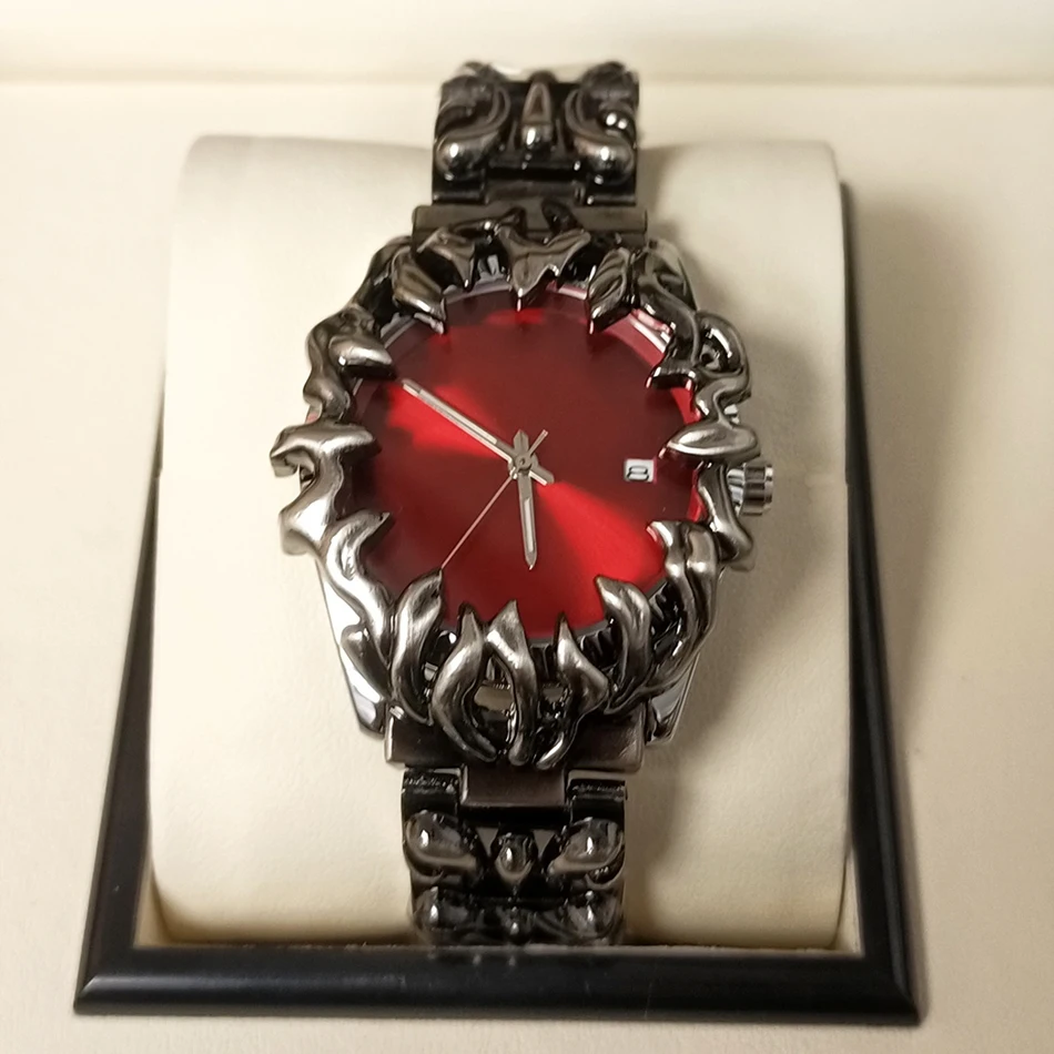 Men's Vintage Flame Design Alloy Watch Punk Quartz Wristwatch with Date for Men Unique Dragon Style Casual Waterproof Clock