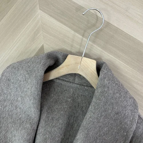 מעילים ומעילים