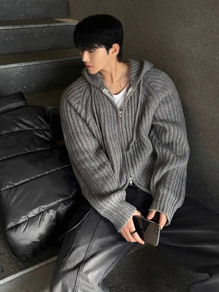 

SYUHGFA 2025, зимний нишевый дизайн, мужской кардиган на молнии, однотонный вязаный топ с капюшоном, свободные мужские свитера на шнурке