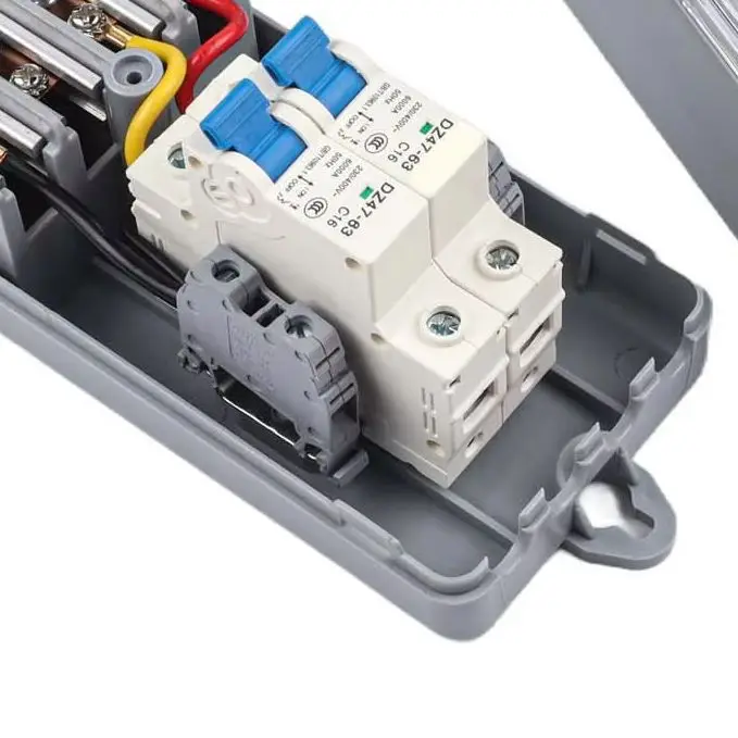 

Street Light Junction Box For EKM-2035 Built-in 2P Circuit Breaker Switch Control Street Light Junction Box 260×88×90mm