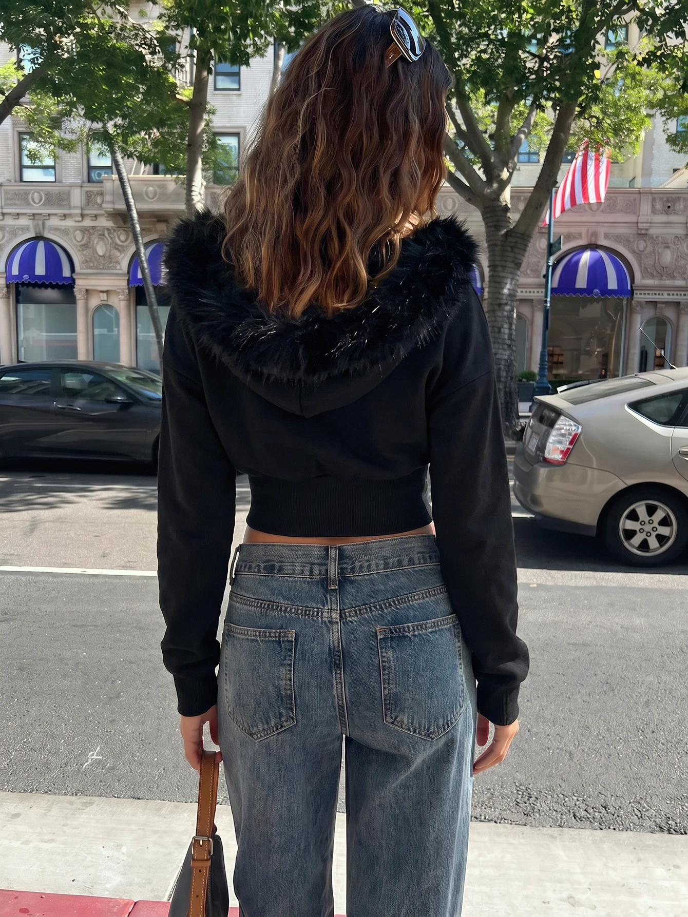 Hugcitar Fashion Black Long Sleeve Feather Hooded Sexy Zipper Crop Jacket Coat Women Casual Outfits Streetwear Festival Party
