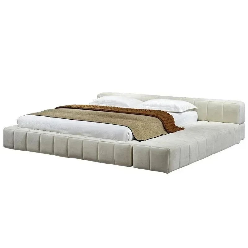 Italy imported fabric wedding bed, simple modern villa double master bedroom Italian cream floor bed