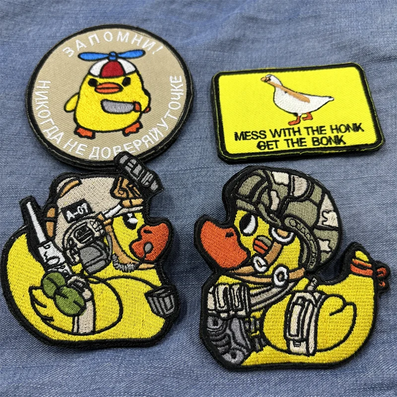 

Vest With Cute Duck Tactic Patches Yellow Duck Morale Badge Hook&Loop Patch Military Russian Air Force Tactical Backpack Emblem