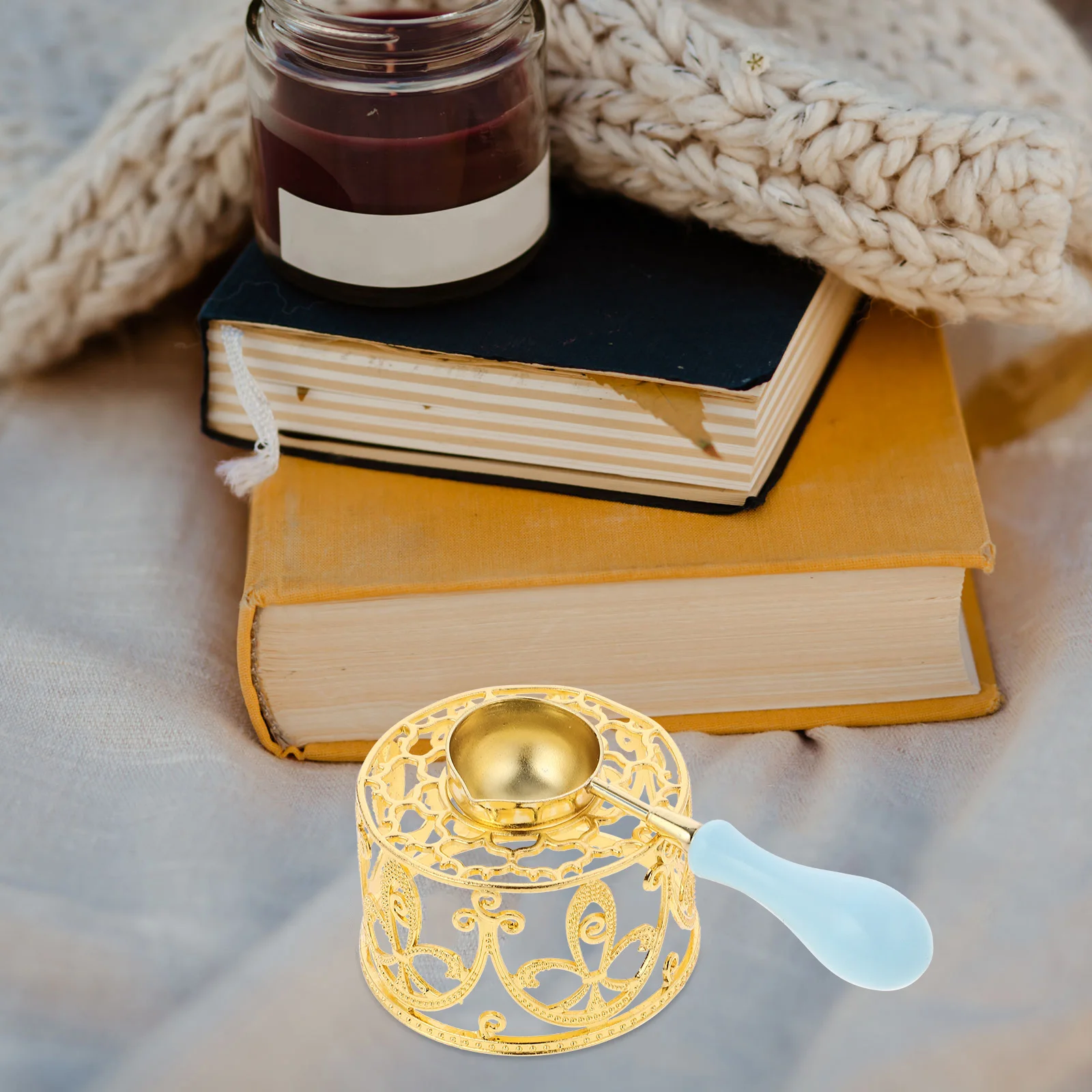 

1 Set Hollow-Out Wax Seal Stove Furnace Tool Wax Melting Warmer Spoon Compact Portable Sealing Stamp Lacquer Stove Reusable