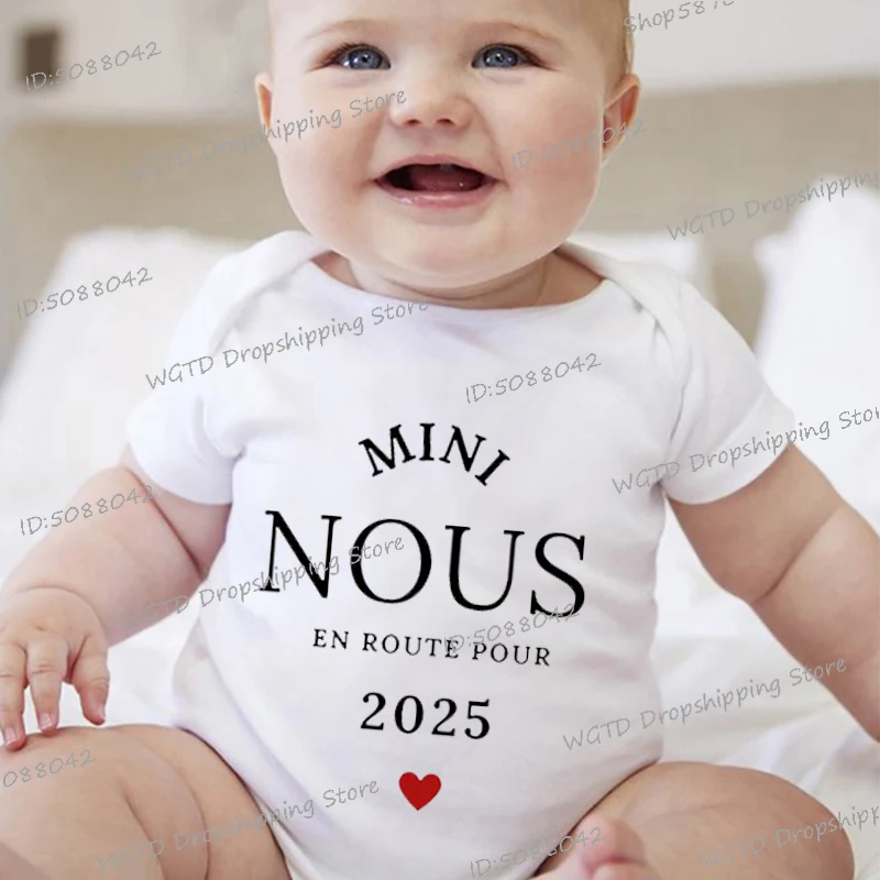 

Mini Nous En Poute Pour 2025 Printed Baby Romper Pregnancy Announcement Clothes Newborn Short Sleeve Bodysuit Toddler Jumpsuit