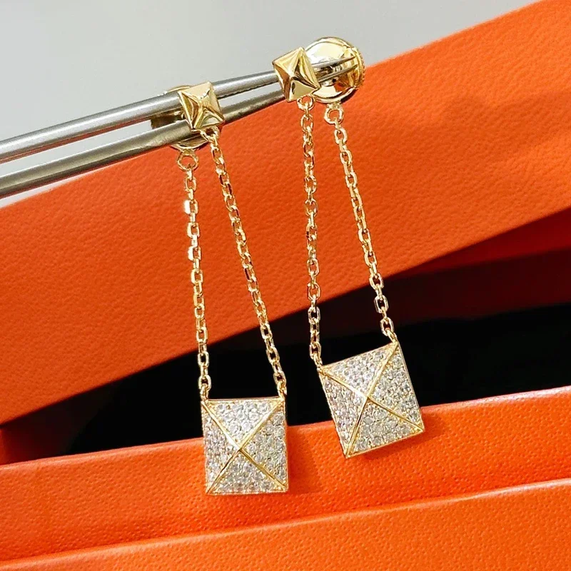 

New Luxury Designer Pure 925 Sterling Silver Long Drop Earrings Pyramid Rivet Cubic Zirconia Women Fine Party Jewelry Accessory