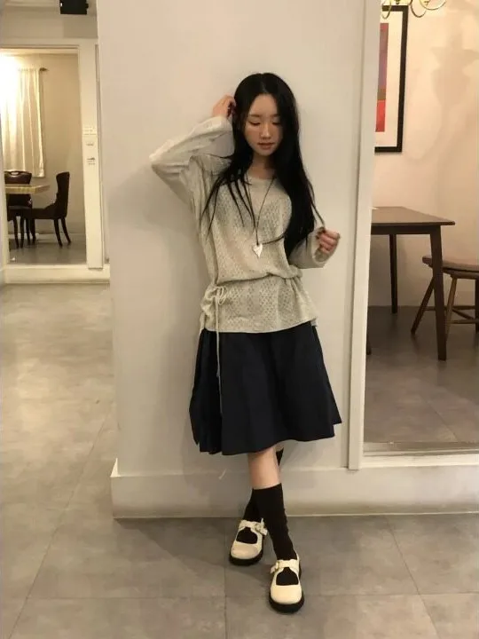 Chic Korean Style  Skirt for Young Women Spring Autumn Winter Seasonal Fashionable Inner Wear Casual Versatile Skirt
