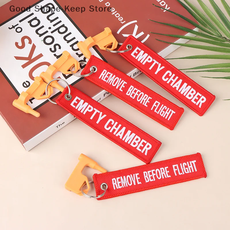 Flaga bezpieczeństwa komory taktycznej zawiera wbudowane narzędzie z płaską główką do akcesoriów myśliwskich