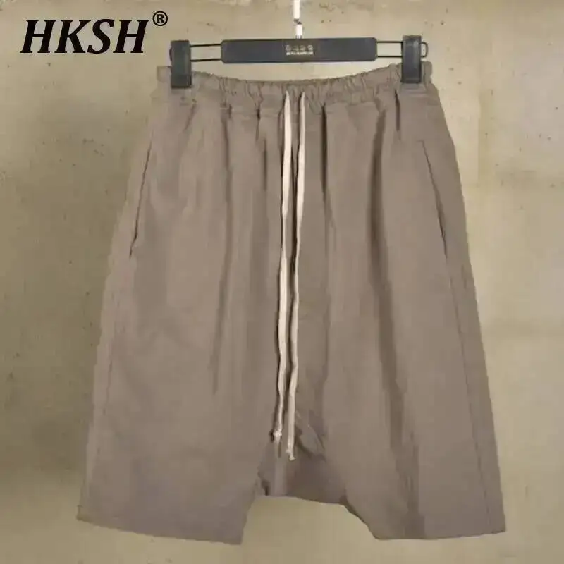 

HKSH Summer New Men's Tide European American Style High Street Chic Capris Shorts Fashion Dark Trend Half Lengh Pants Ins HK5815