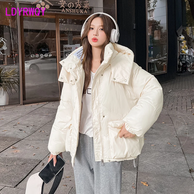 Green hooded down jacket for women 2023 winter new loose and warm small bread jacket jacket