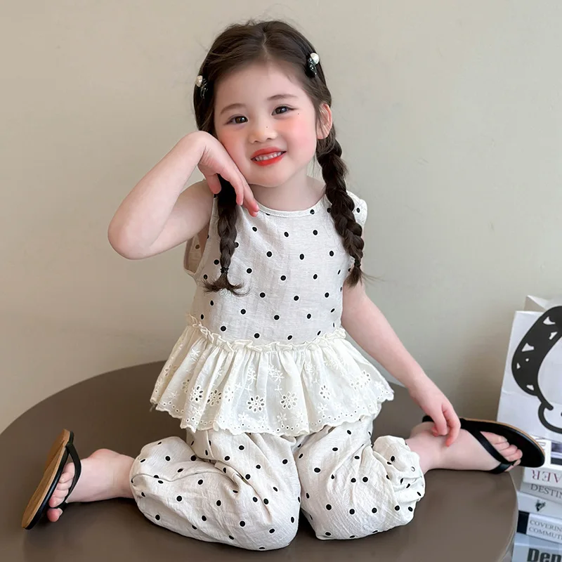Korean girls' polka dot lace outfit2026New stylish two-piece summer outfit for children, popular online, available for dropshipp