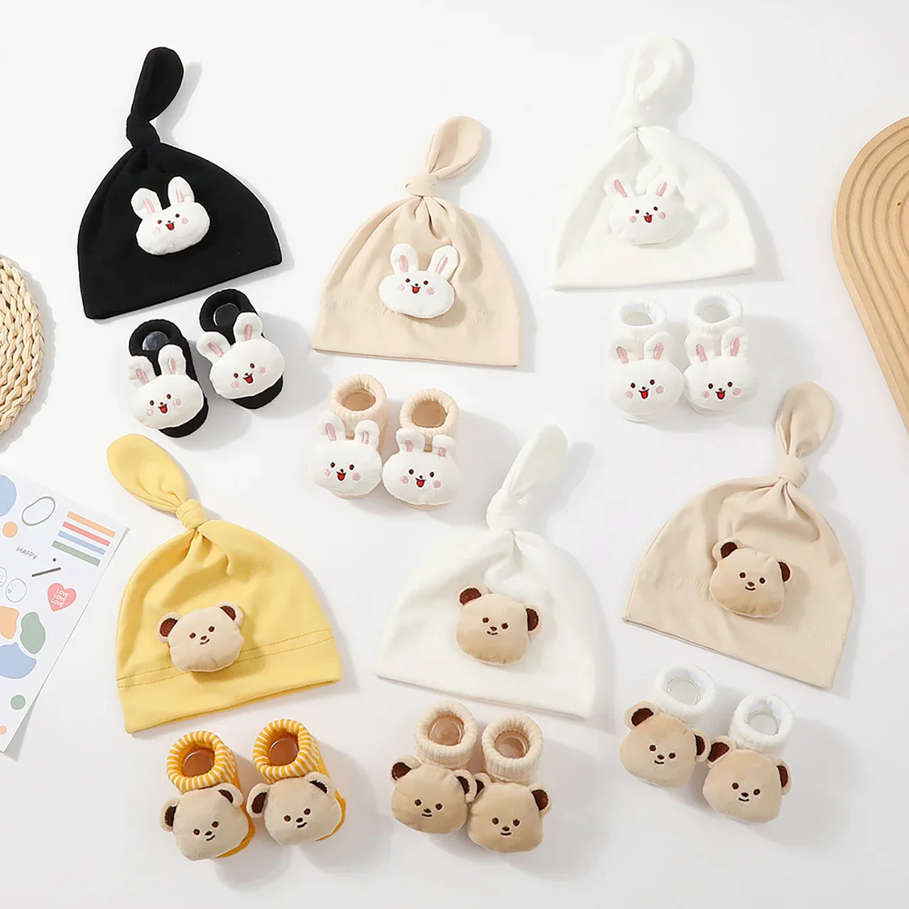 

2Pcs/Set Newborn Baby Hat Socks Set Cute Cartoon Rabbit Bear Baby Boys Girl Cap Beanies Soft Infant Toddler Fetal Cap