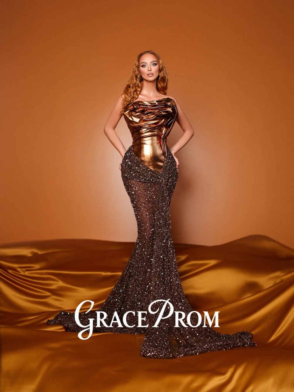 

GraceProm Bold Metallic-Top Evening Dress 2026 Classic Carpet Gown Edgy A-Line Floor-Length Party Gown فساتين سهرة