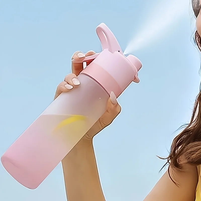 1pc portable spray water bottle, leak proof, lightweight - very suitable for outdoor activities, yoga, camping, gym and fitness - perfect Mother's Day gift, outdoor water supplement, durable, 650 ml