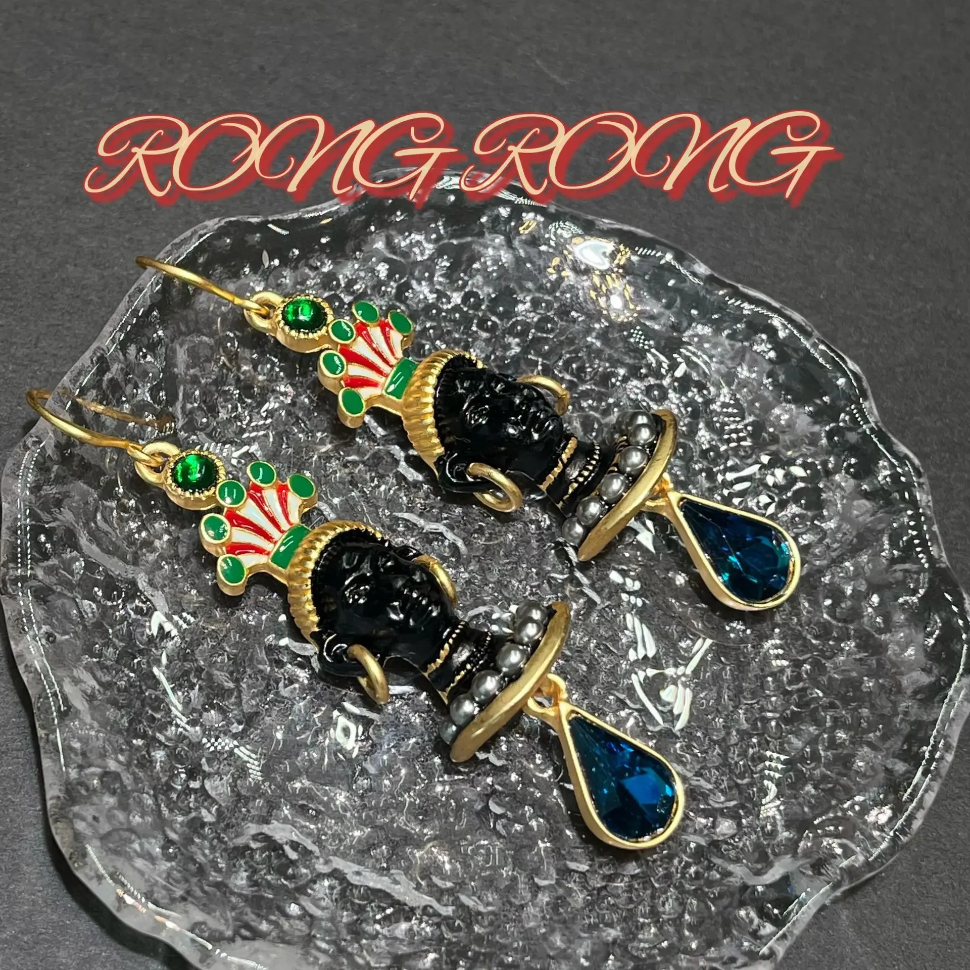 Vintage European and American Return of The Solitary Black Moorish Earrings Palace Western Antique Earrings