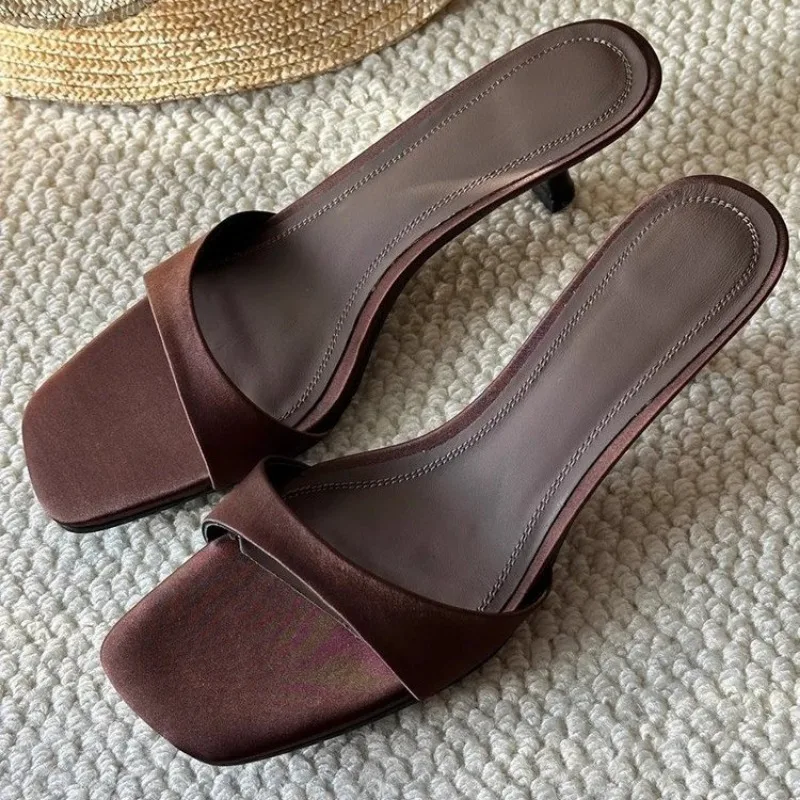 2024 Women\'s Summer New Fashion Square Toe Simple Solid Color Slippers Outdoor Open Toe Casual Banquet Party Women\'s Sandals